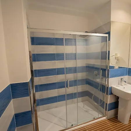 Greros H. Centro By Clapa Group Dislocated Hospitality 3*
