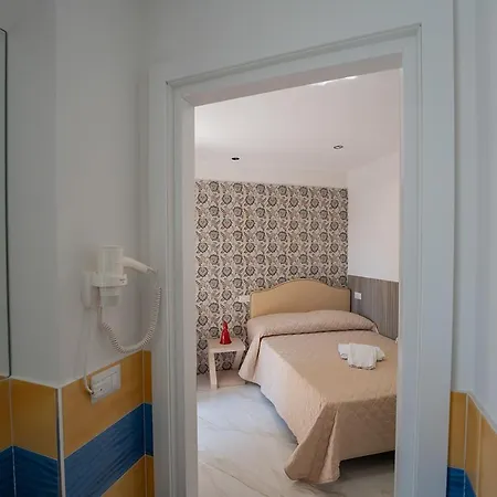 Greros H. Centro By Clapa Group Dislocated Hospitality Neapol
