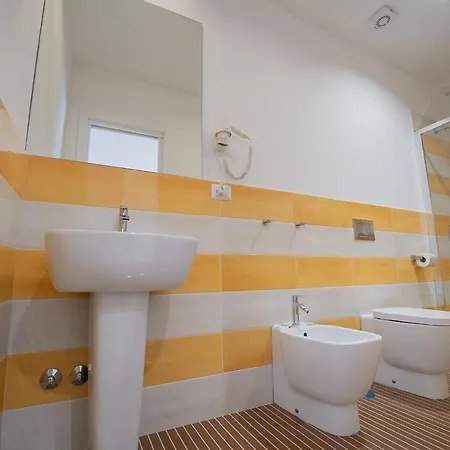 Greros H. Centro By Clapa Group Dislocated Hospitality 4* Neapol