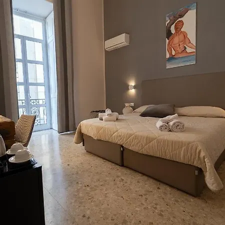 Greros H. Centro By Clapa Group Dislocated Hospitality * Naples