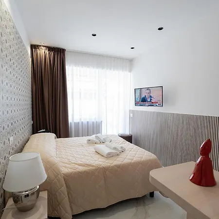 Greros H. Centro By Clapa Group Dislocated Hospitality 3* Napoli